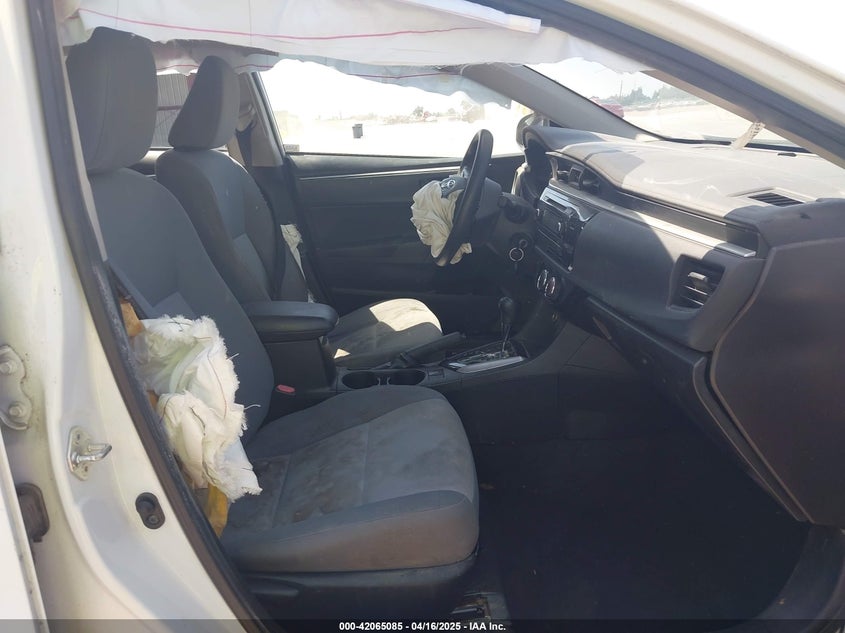 2015 TOYOTA COROLLA VIN: 5YFBURHE1FP323912