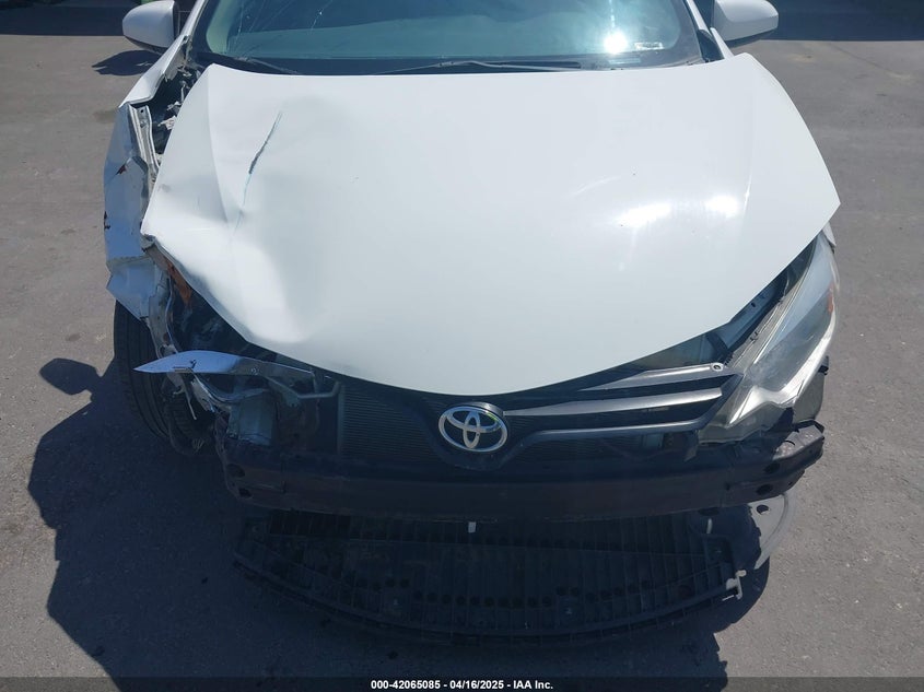 2015 TOYOTA COROLLA VIN: 5YFBURHE1FP323912