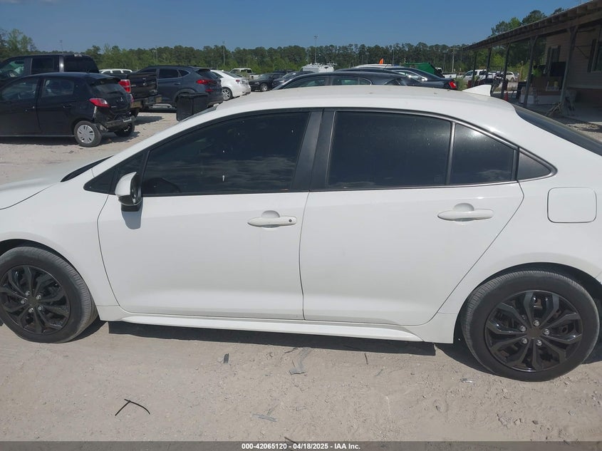 2020 TOYOTA COROLLA LE - JTDEPRAE7LJ019532