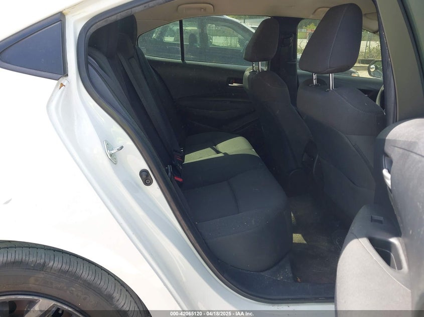 2020 TOYOTA COROLLA LE - JTDEPRAE7LJ019532