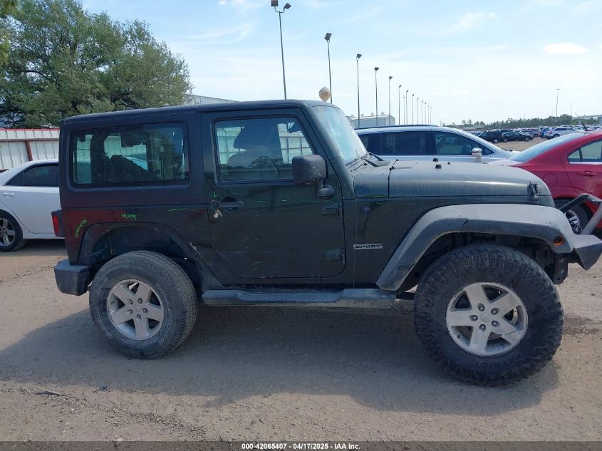 2011 Jeep Wrangler Sport VIN: 1J4AA2D17BL585798 Lot: 42065407
