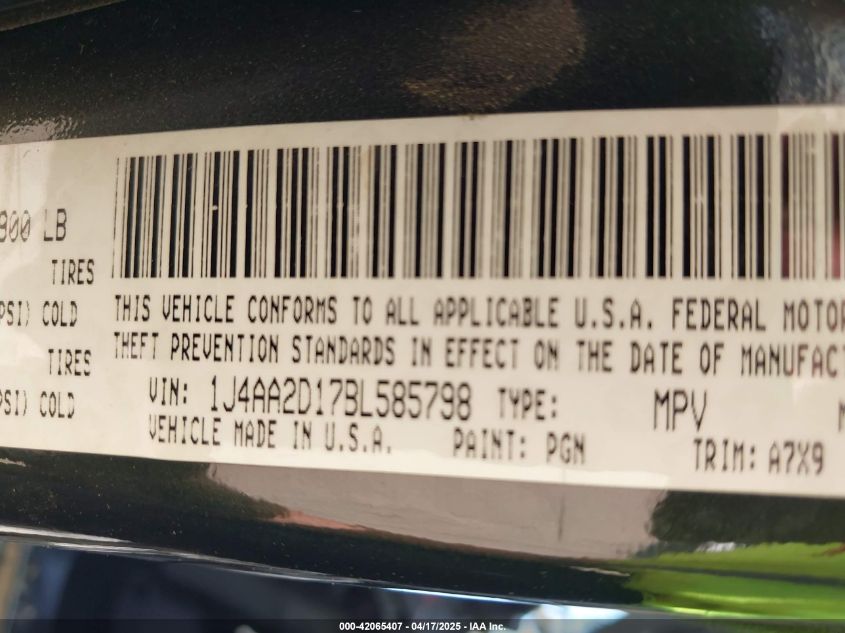 2011 Jeep Wrangler Sport VIN: 1J4AA2D17BL585798 Lot: 42065407