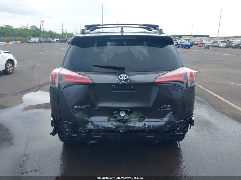 2017 TOYOTA RAV4 HYBRID XLE - JTMRJREV2HD136275