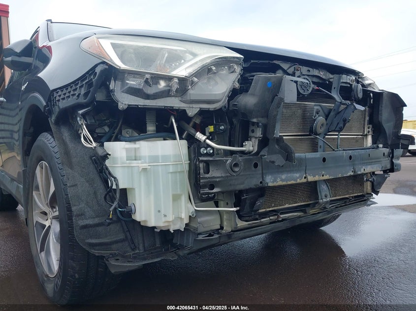 2017 TOYOTA RAV4 HYBRID XLE - JTMRJREV2HD136275