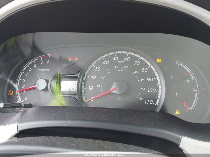 2011 TOYOTA SIENNA VIN: 5TDKK3DCXBS069710