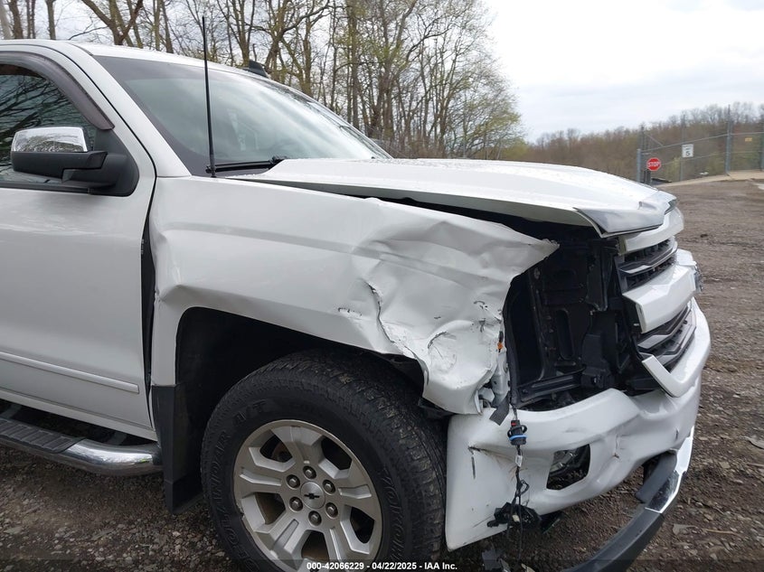 2018 CHEVROLET SILVERADO 1500 2LT - 1GCVKREC7JZ173440