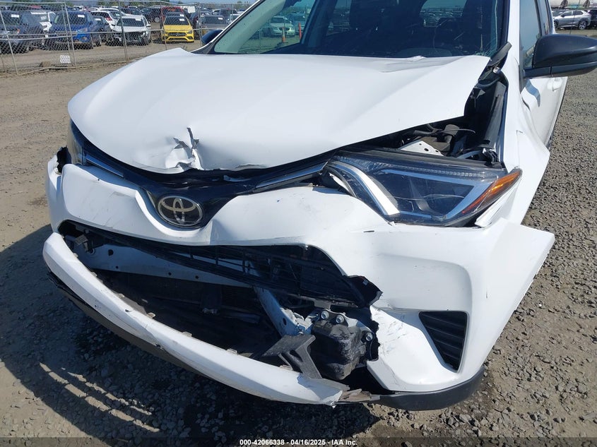 2017 TOYOTA RAV4 LE - 2T3ZFREV4HW368414