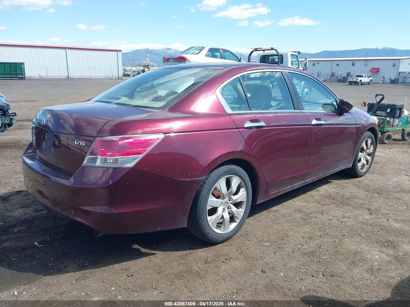 2008 HONDA ACCORD VIN: 1HGCP36758A011517
