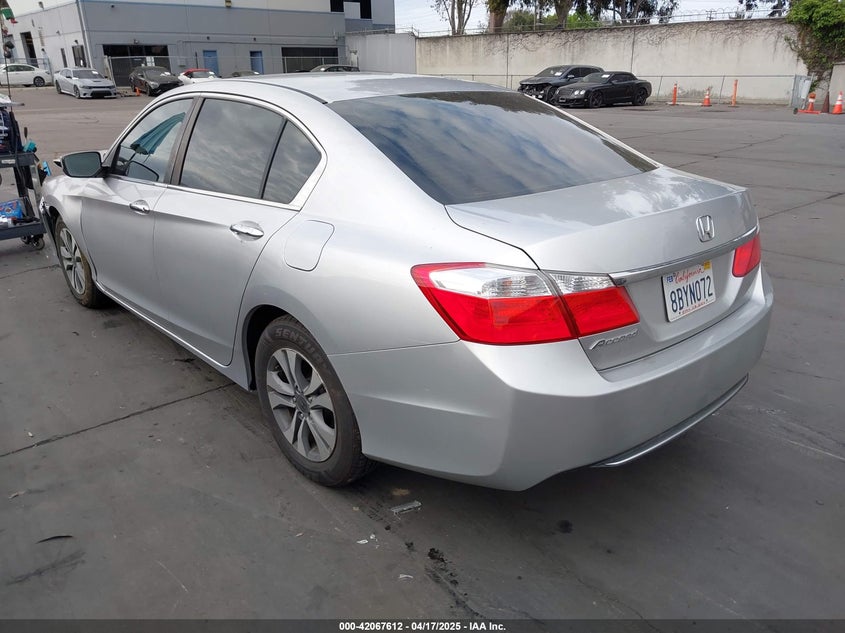 2015 HONDA ACCORD VIN: 1HGCR2F38FA107589