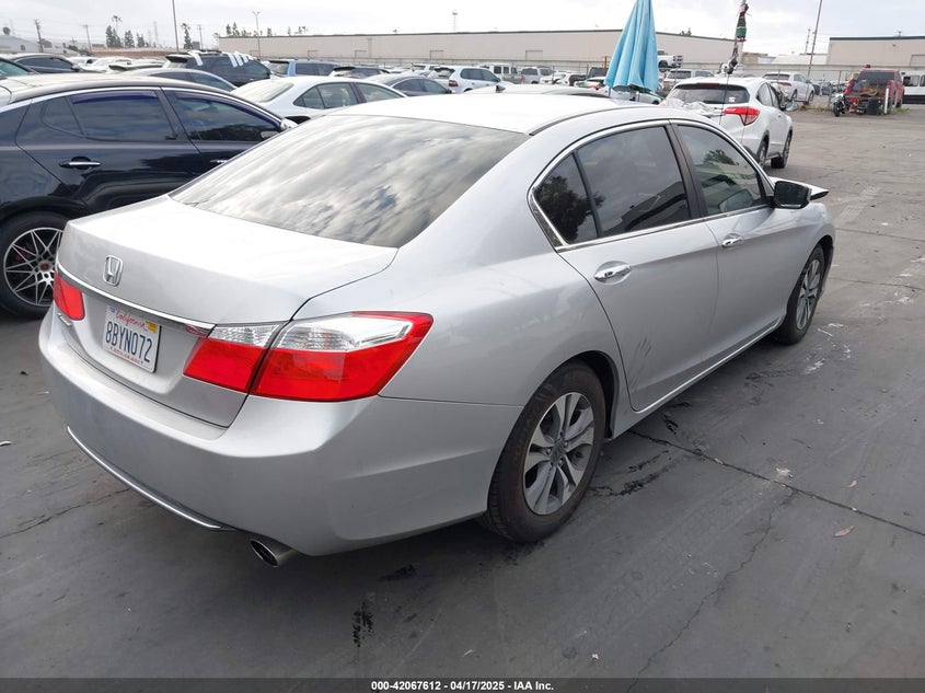 2015 HONDA ACCORD VIN: 1HGCR2F38FA107589