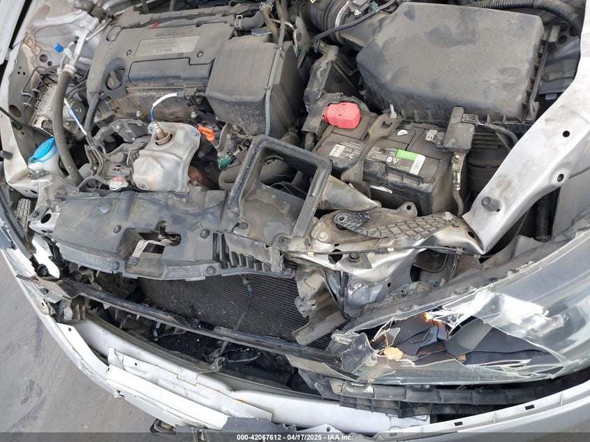 2015 HONDA ACCORD VIN: 1HGCR2F38FA107589