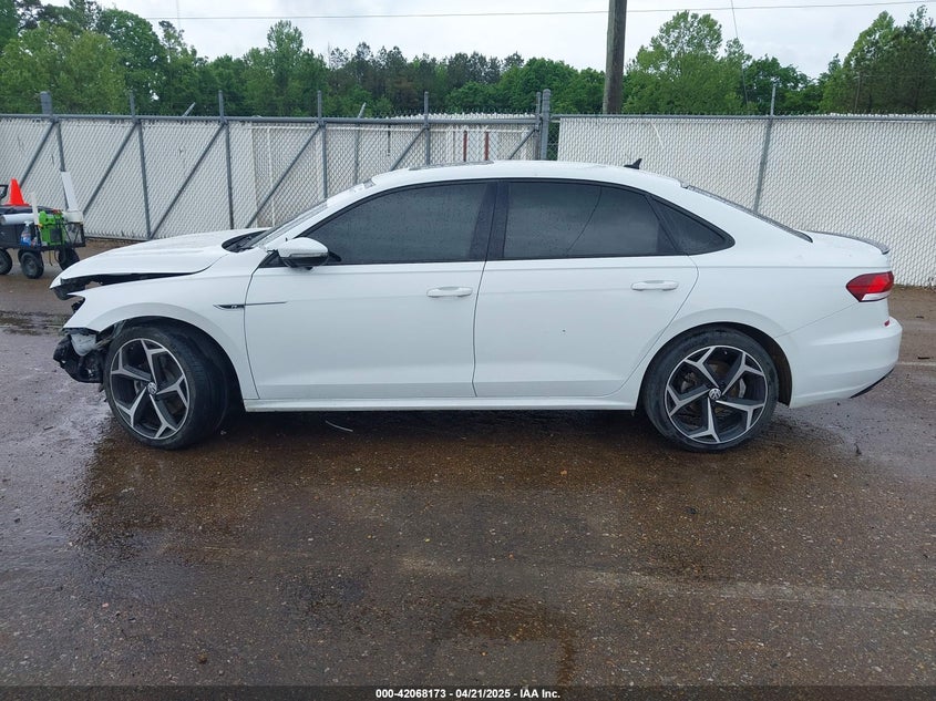 2021 VOLKSWAGEN PASSAT 2.0T R-LINE - 1VWMA7A36MC014597