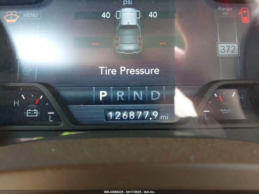 2019 RAM 1500 LARAMIE  4X2 5'7 BOX - 1C6RREJT7KN535035