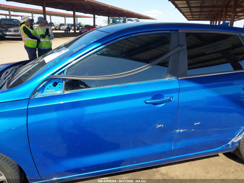 2018 HYUNDAI ELANTRA GT VIN: KMHH35LE7JU012098