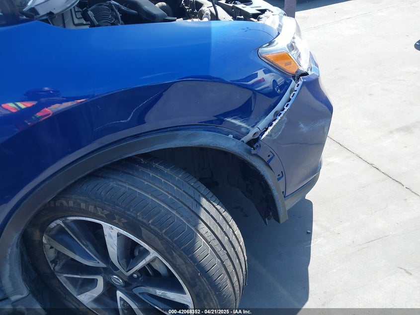 2020 NISSAN ROGUE VIN: 5N1AT2MT8LC709429