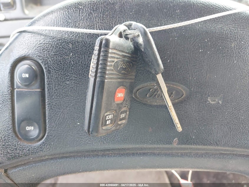 1996 Ford F250 VIN: 1FTHX25G7TEA65581 Lot: 42068491