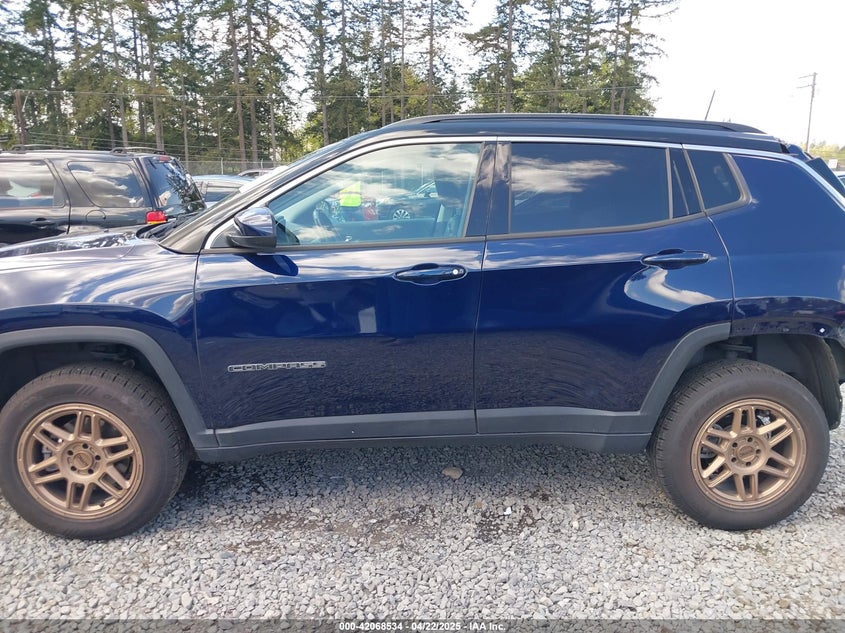 2019 JEEP COMPASS LATITUDE 4X4 - 3C4NJDBB3KT846931