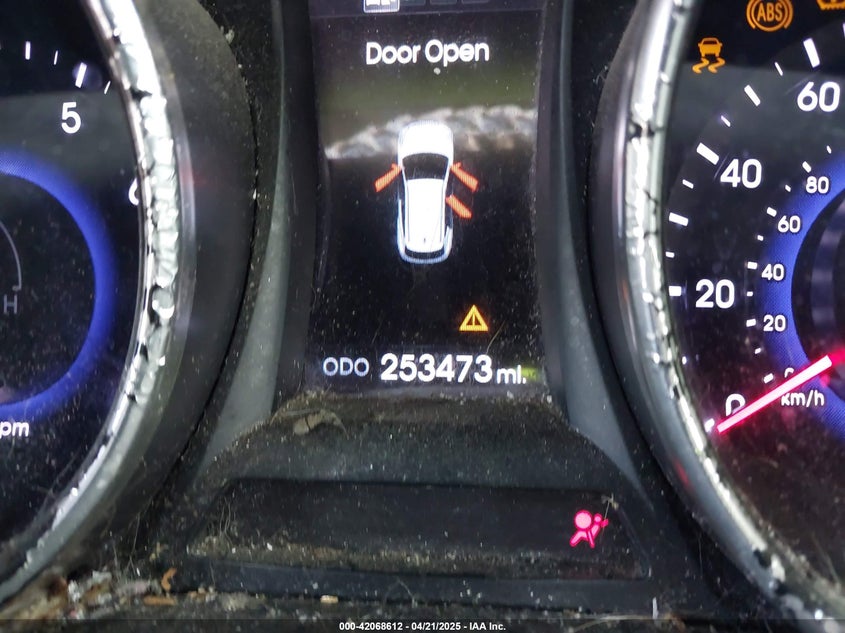 2013 HYUNDAI SANTA FE VIN: 5XYZUDLB1DG051507