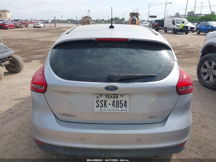 2017 FORD FOCUS SEL - 1FADP3M20HL244452