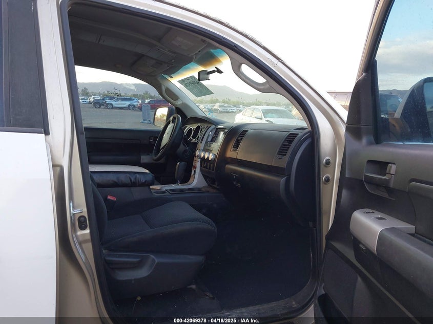 2007 TOYOTA TUNDRA VIN: 5TFSV54177X002940