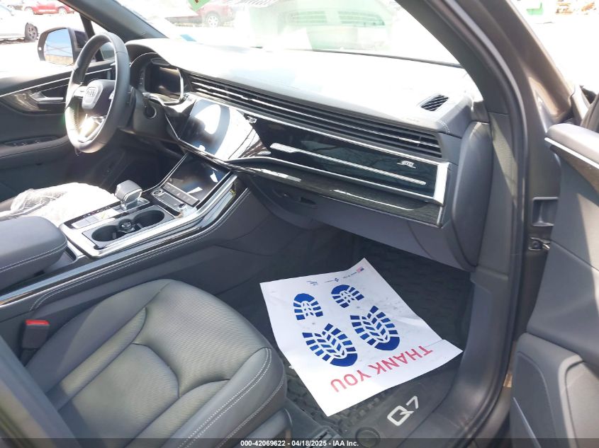 2025 Audi Q7 - WA1LCBF7XSD002798