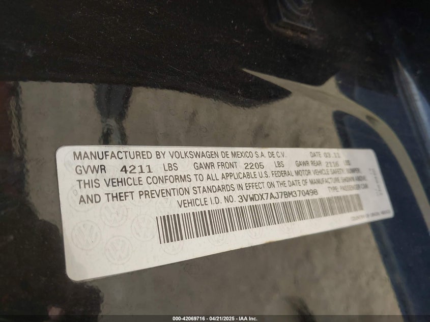 2011 VOLKSWAGEN JETTA VIN: 3VWDX7AJ7BM370498