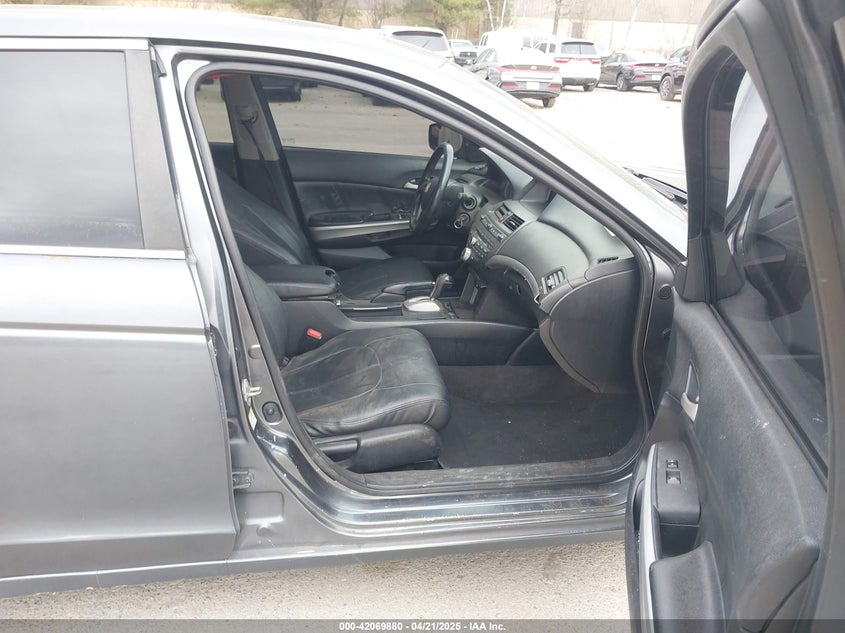 2009 HONDA ACCORD VIN: JHMCP26879C015476