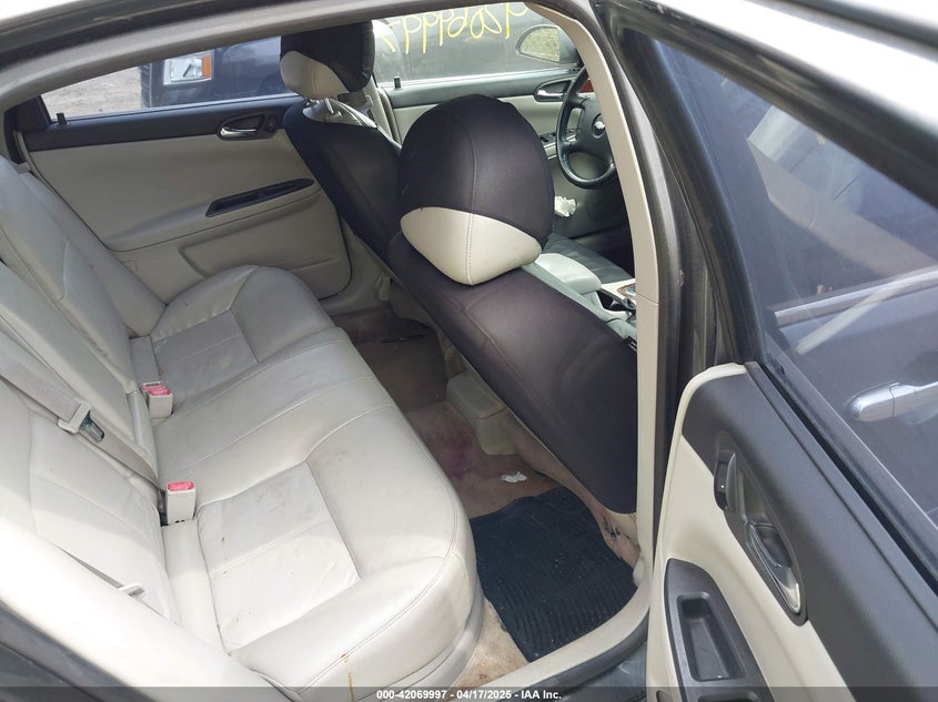2010 CHEVROLET IMPALA VIN: 2G1WC5EM2A1138406