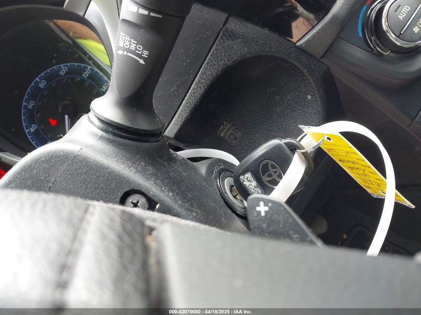 2014 TOYOTA COROLLA VIN: 5YFBURHE2EP083106