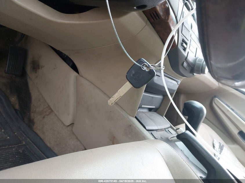 2008 HONDA ACCORD VIN: 1HGCP368X8A033246