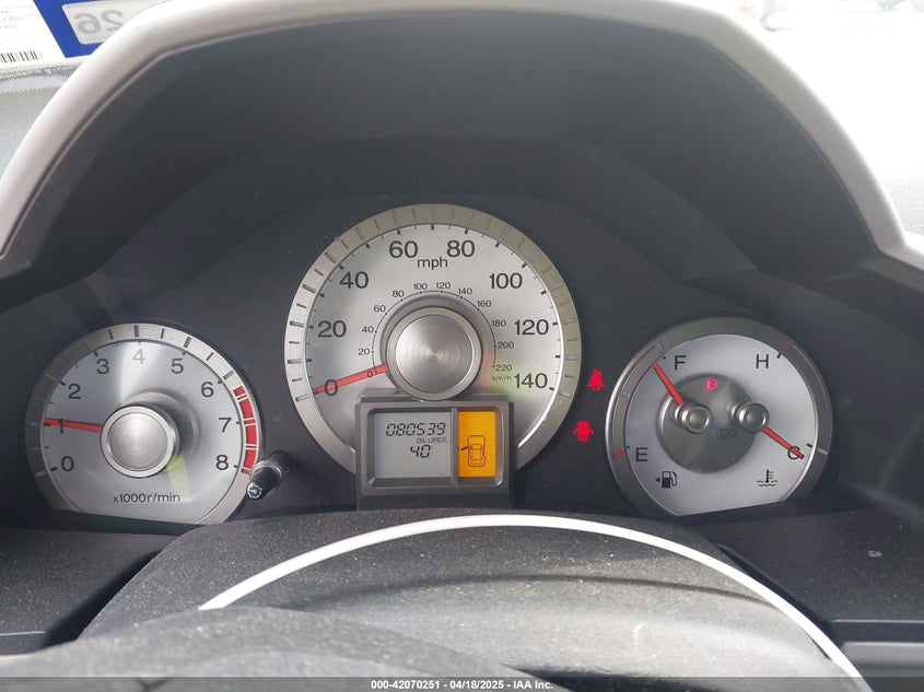 2011 HONDA PILOT VIN: 5FNYF3H28BB039853