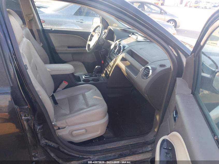 2008 FORD TAURUS X VIN: 1FMDK05W18GA44192