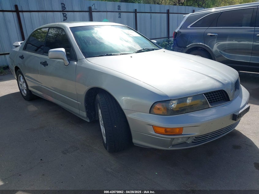 6MMAP87P72T013353 MITSUBISHI DIAMANTE Photo 1