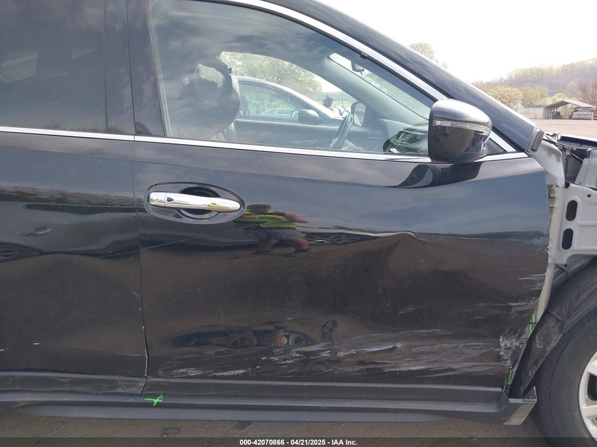 2019 NISSAN ROGUE SV - JN8AT2MV9KW386824