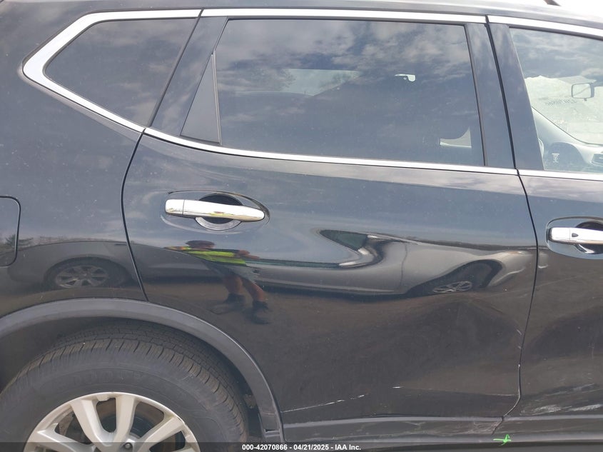 2019 NISSAN ROGUE SV - JN8AT2MV9KW386824