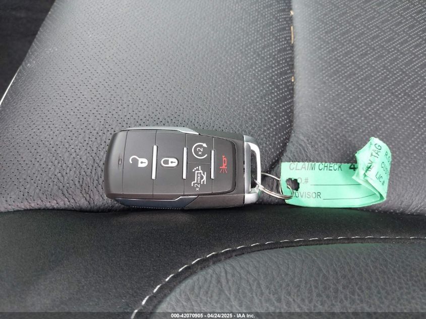 2025 Ram 1500 - 1C6SRFJP6SN649022