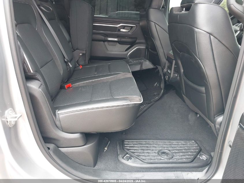 2025 Ram 1500 - 1C6SRFJP6SN649022