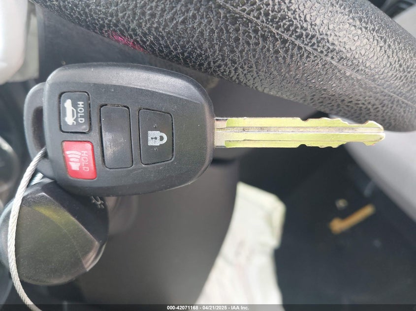 2014 TOYOTA COROLLA LE - 5YFBURHE3EP081753