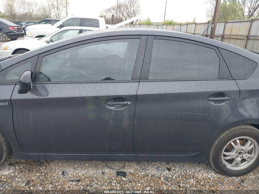 2011 TOYOTA PRIUS VIN: JTDKN3DU1B1423966