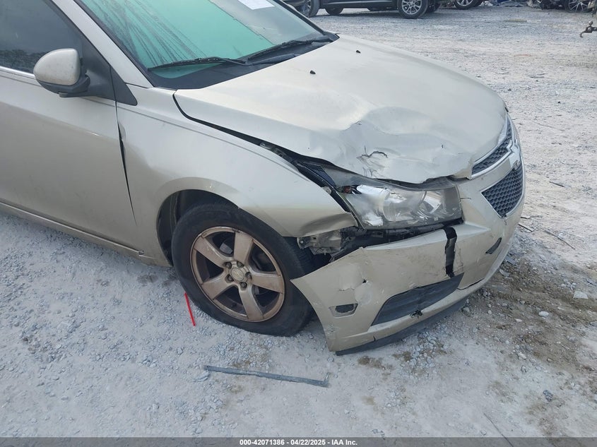 2014 CHEVROLET CRUZE VIN: 1G1PC5SB7E7116384