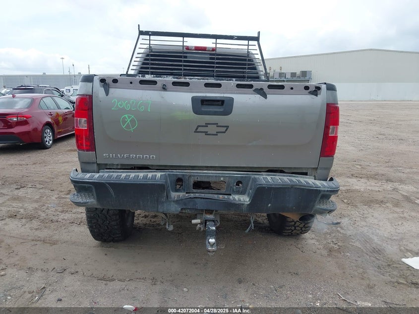 2008 CHEVROLET SILVERADO 2500HD VIN: 1GCHK23K78F206267