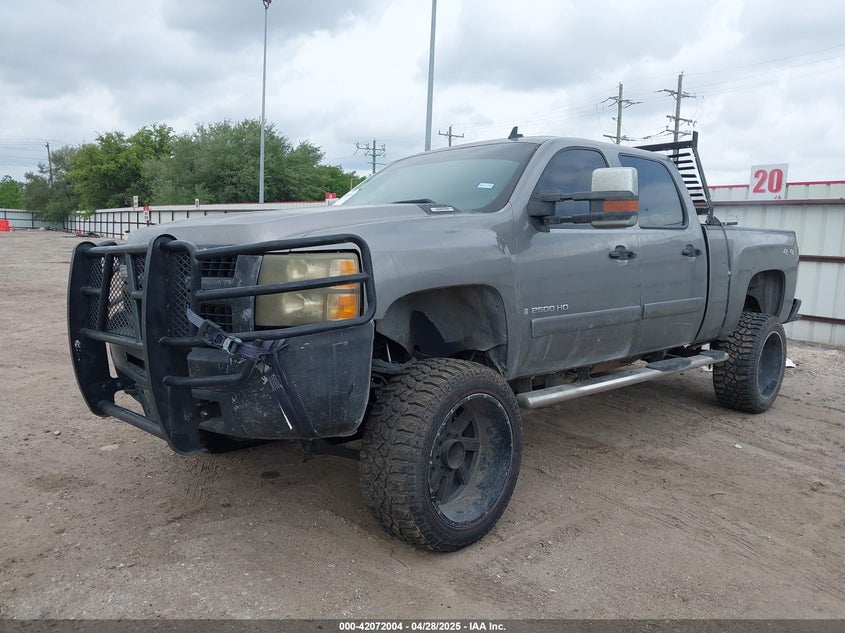 2008 CHEVROLET SILVERADO 2500HD VIN: 1GCHK23K78F206267