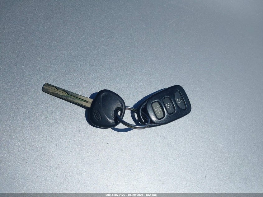 2012 KIA OPTIMA VIN: KNAGM4A71C5281624