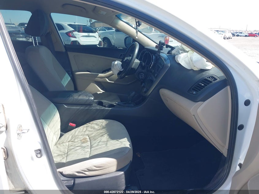 2012 KIA OPTIMA VIN: KNAGM4A71C5281624