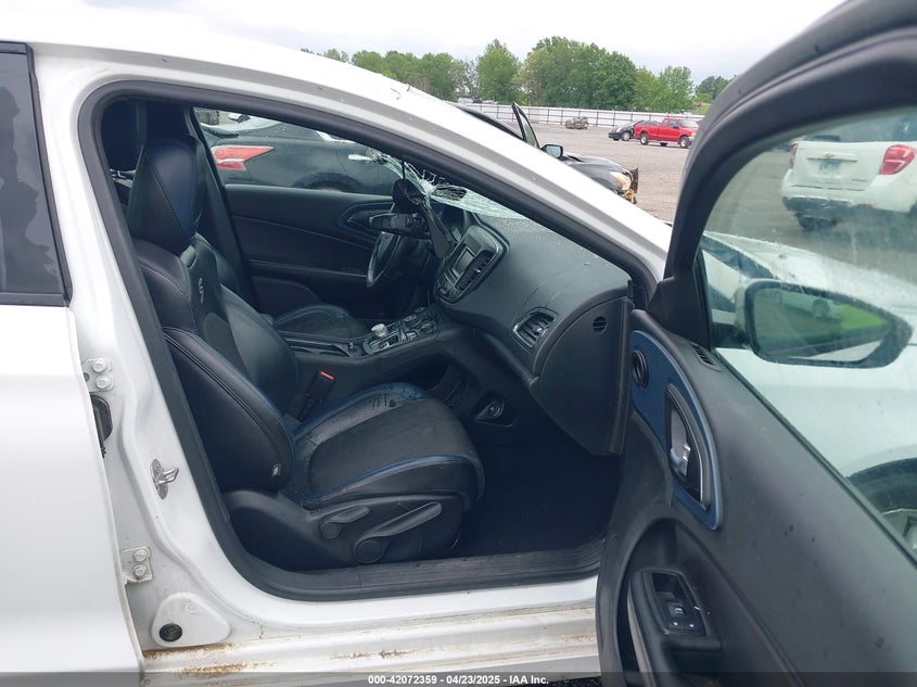 2015 CHRYSLER 200 S - 1C3CCCBB0FN620092