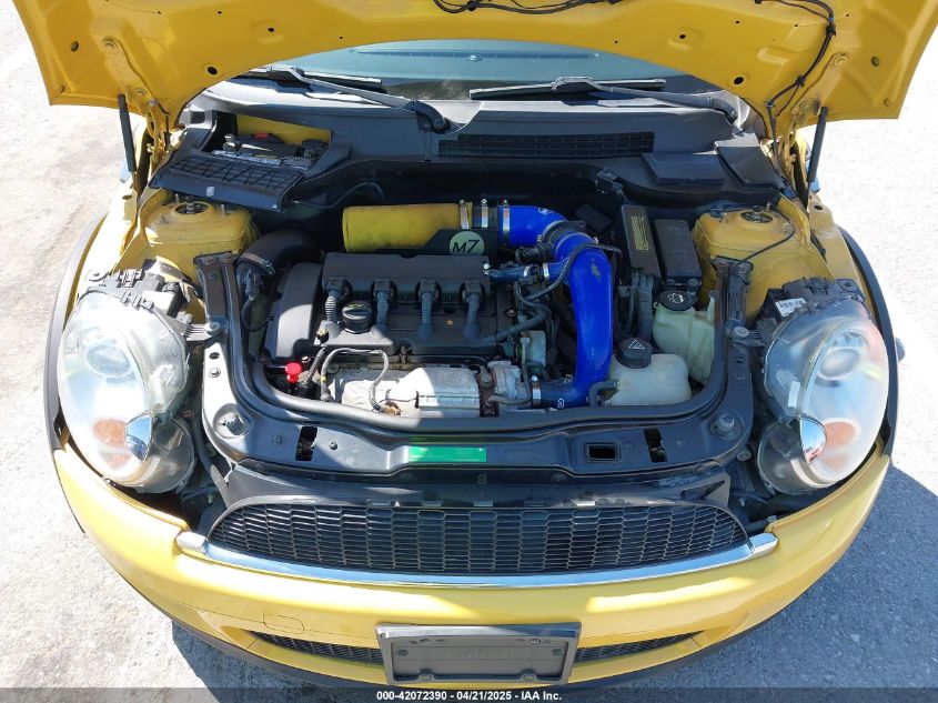 2008 Mini Cooper S VIN: WMWMF735X8TV38437 Lot: 42072390