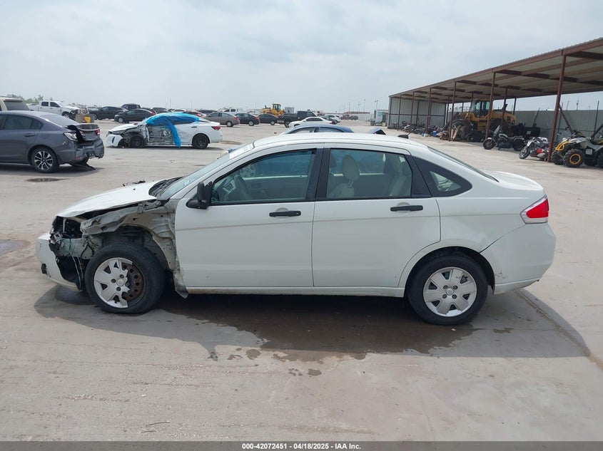 2011 FORD FOCUS VIN: 1FAHP3EN2BW130386