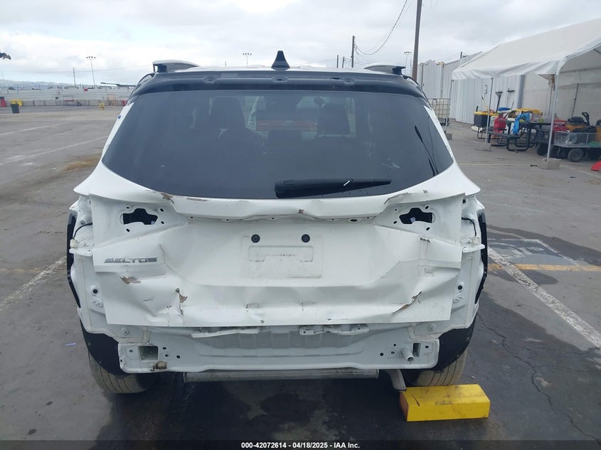 2022 KIA SELTOS S - KNDEUCAA0N7245608