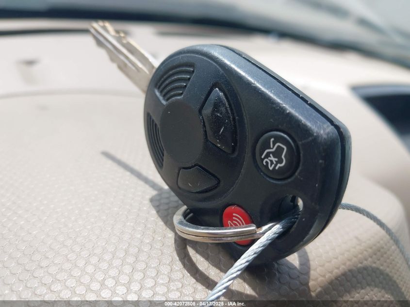 2011 Ford Escape Limited VIN: 1FMCU0EG0BKA87179 Lot: 42072808