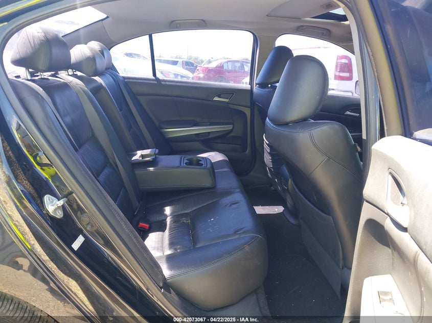 2010 HONDA ACCORD VIN: 1HGCP2F87AA017053